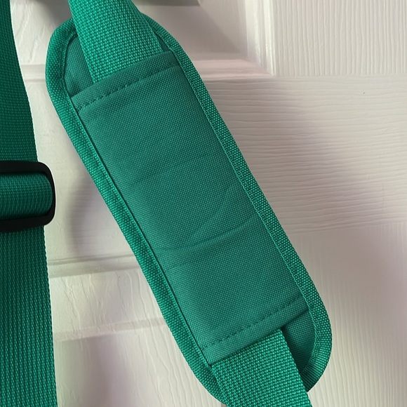 Mosiso • Laptop Sleeve Crossbody Green Bag - Picture 14 of 16